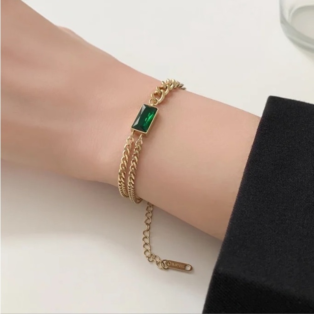 HIGH Quality Simple Hip-Hop Titanium Steel Green Square Zircon Bracelet - Picture 4 of 11